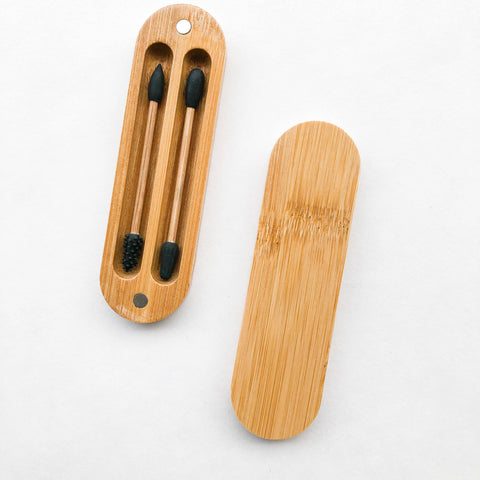 coton-tiges-reutilisables-en-silicone-et-bambou