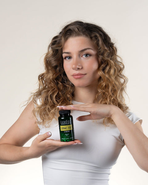 Complément zinc cheveux peau ongles