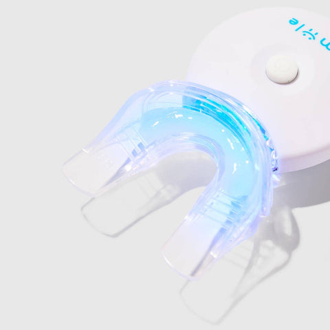 kit-de-blanchiment-des-dents-naturel